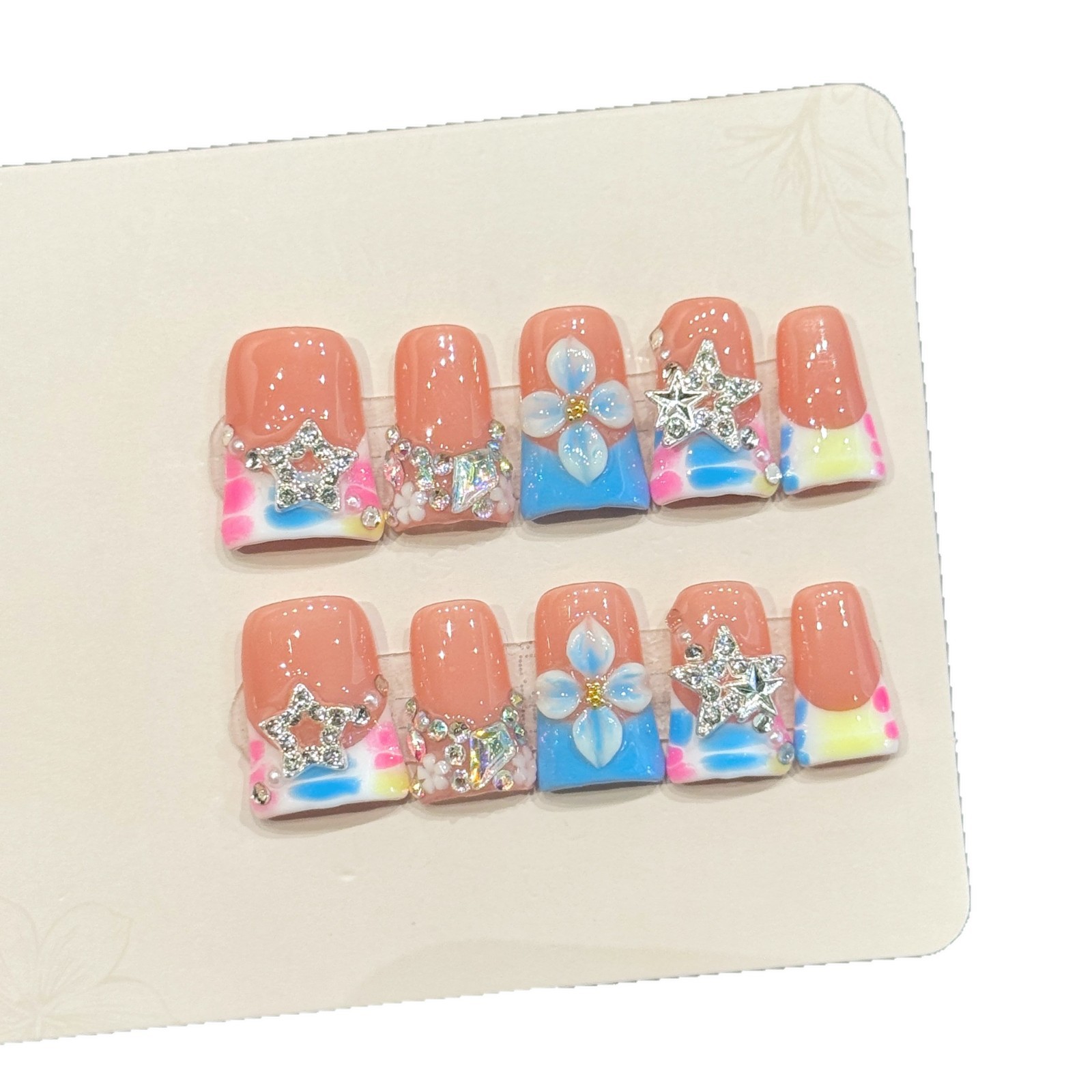 10 Pezzi di Unghie Finte di Lu - Nail Adhesive Tab recensione e prezzo