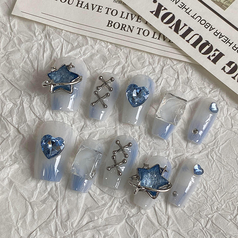 10 pezzi Dreamy Azzurro Stampa - Nail Art Maroon recensione e prezzo