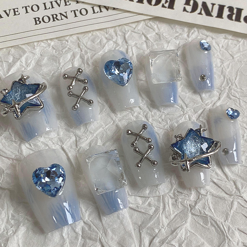 10 pezzi Dreamy Azzurro Stampa - Nail Art Maroon recensione e prezzo